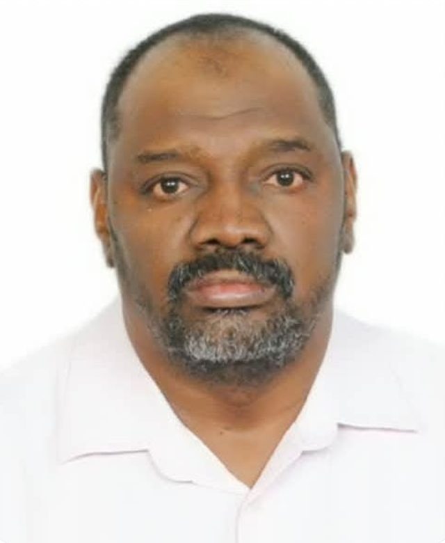 السر حمد عبدالوالي